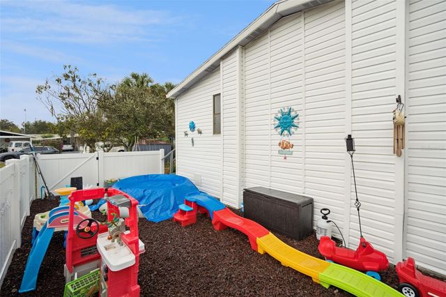 50989 HIGHWAY 27 48, Davenport, FL 33897