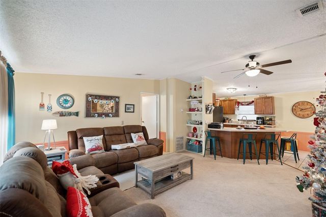 50989 HIGHWAY 27 48, Davenport, FL 33897