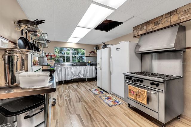 50989 HIGHWAY 27 48, Davenport, FL 33897