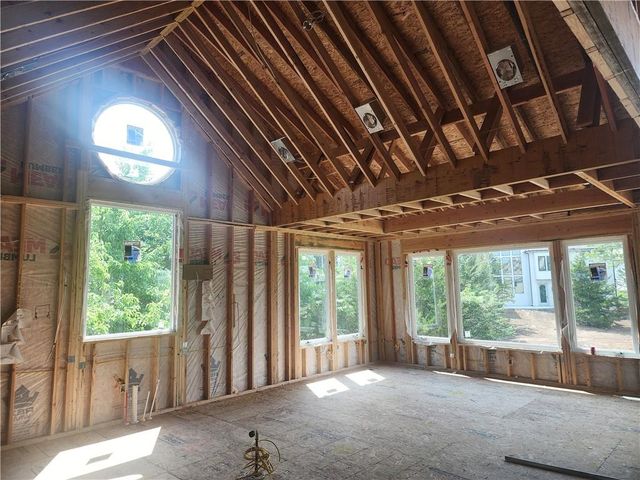 7924 Noble Street, Shawnee, KS 66220