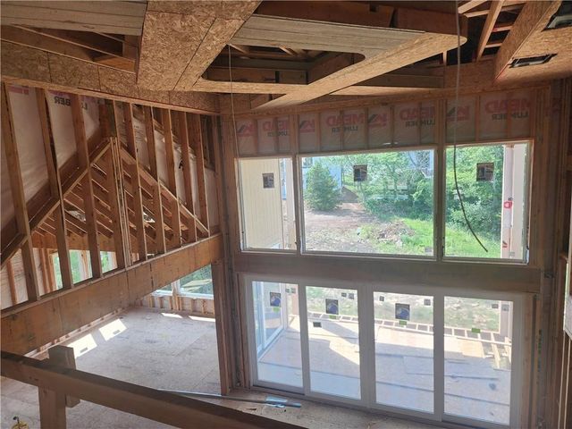 7924 Noble Street, Shawnee, KS 66220