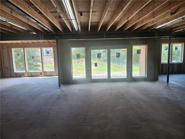 7924 Noble Street, Shawnee, KS 66220