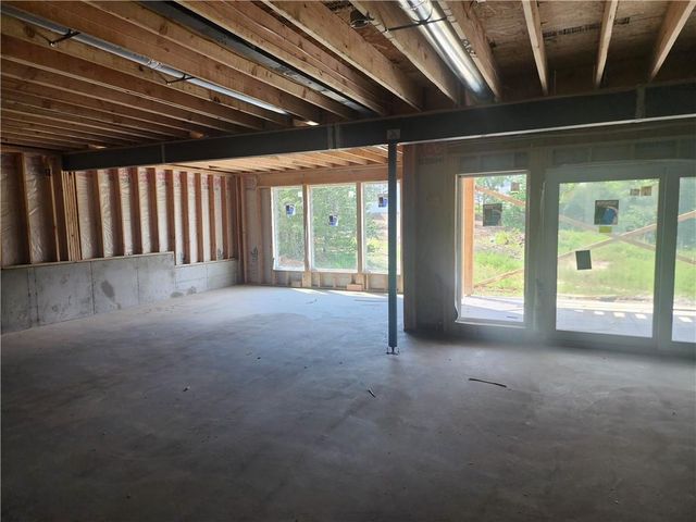 7924 Noble Street, Shawnee, KS 66220