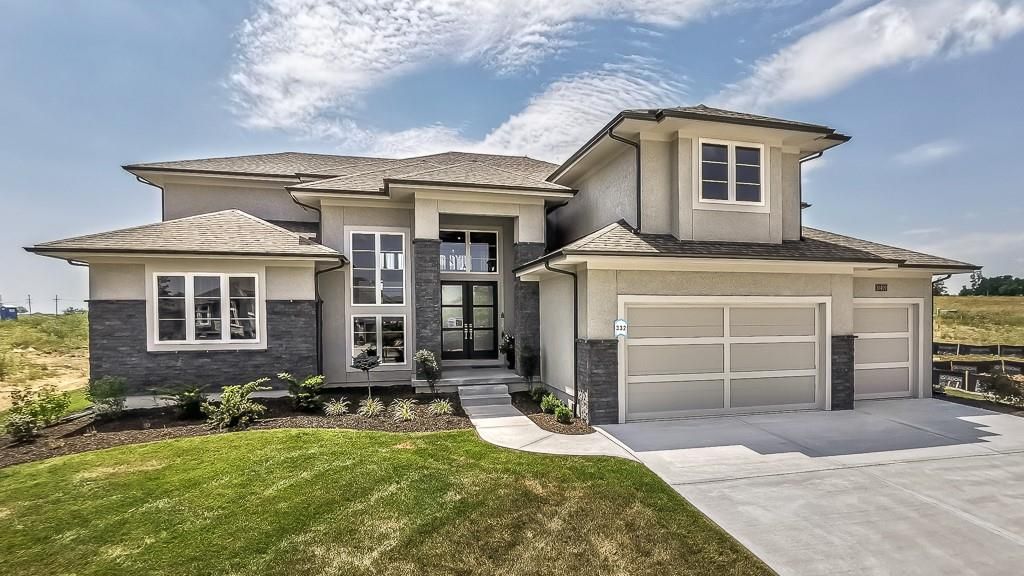 7924 Noble Street, Shawnee, KS 66220
