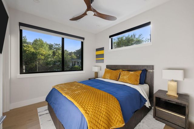 516 Bouldin DR, Austin, TX 78704