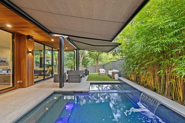 516 Bouldin DR, Austin, TX 78704