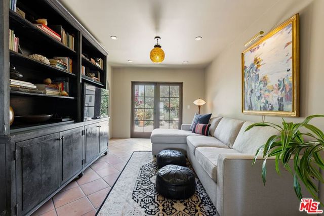 4220 Lincoln Avenue, Culver City, CA 90232