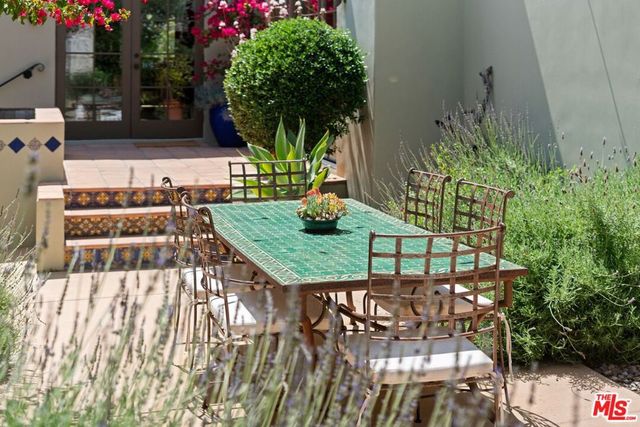 4220 Lincoln Avenue, Culver City, CA 90232