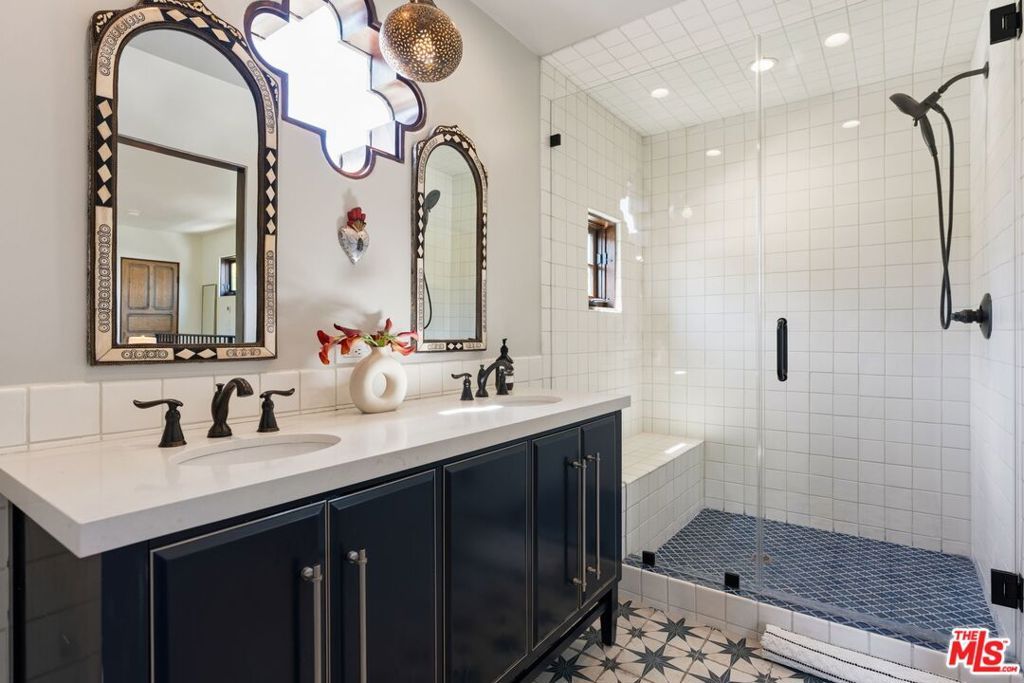 Image 40 of property listing at 4220 Lincoln Avenue, Culver City, CA 90232