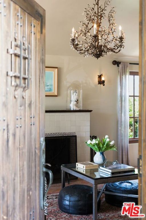 Image 4 of property listing at 4220 Lincoln Avenue, Culver City, CA 90232