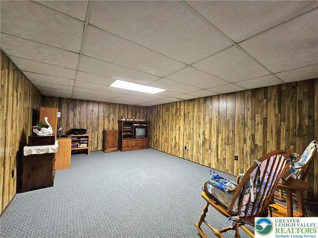 1948 Belleview Drive, Whitehall Twp, PA 18052