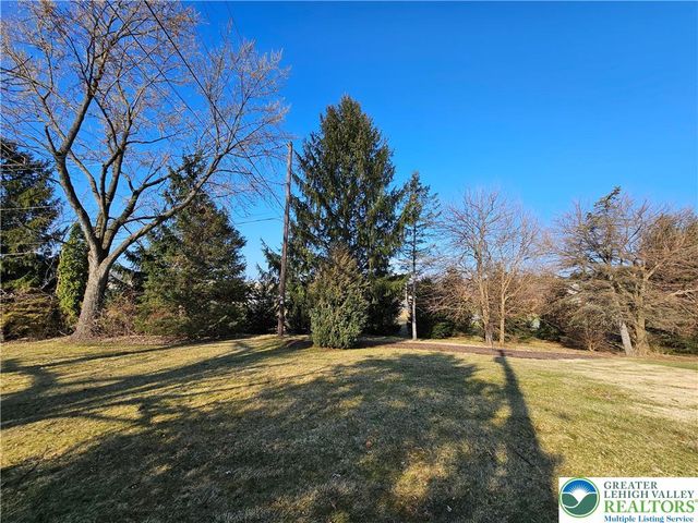 1948 Belleview Drive, Whitehall Twp, PA 18052