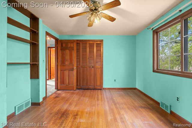 52489 Butternut Drive, Shelby Twp, MI 48316