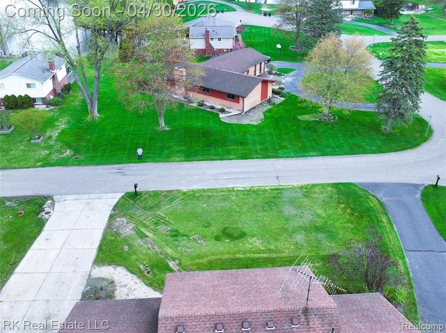 52489 Butternut Drive, Shelby Twp, MI 48316