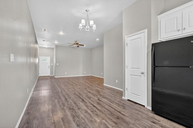 623 N Elkhart Avenue, A, Lubbock, TX 79416