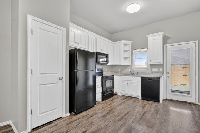 623 N Elkhart Avenue, A, Lubbock, TX 79416
