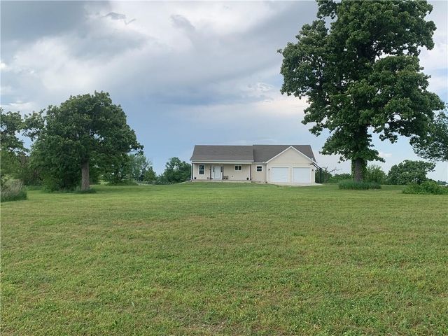 20128 Linwood Road, Linwood, KS 66052