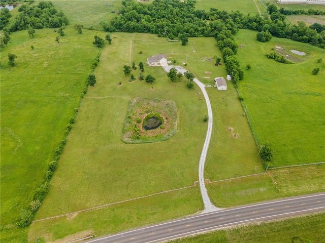 20128 Linwood Road, Linwood, KS 66052