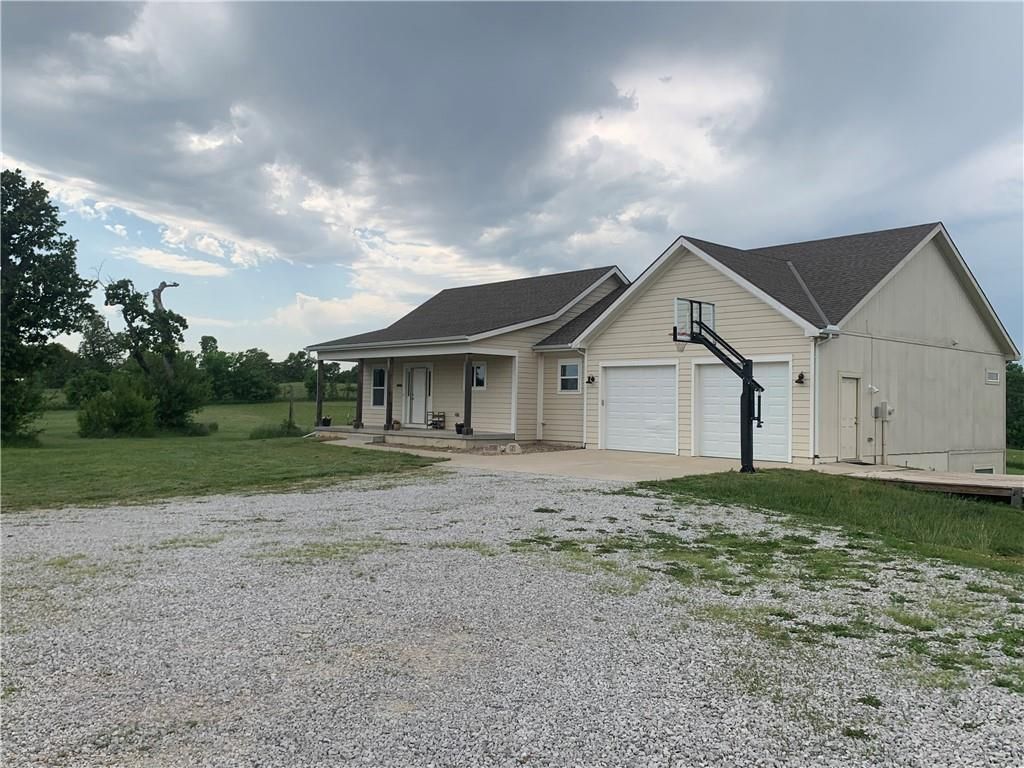 20128 Linwood Road, Linwood, KS 66052
