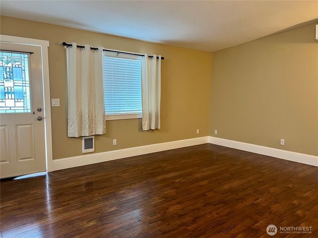 140 Newell Avenue, Westport, WA 98595