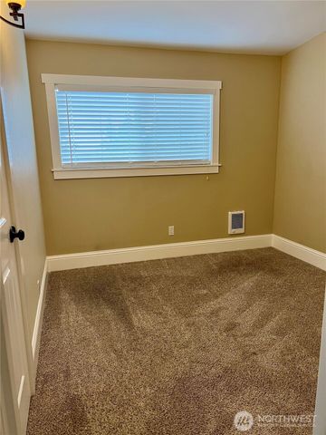 140 Newell Avenue, Westport, WA 98595