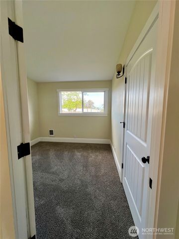 140 Newell Avenue, Westport, WA 98595