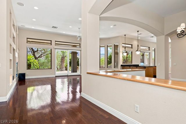 6 Old Marsh Court, Henderson, NV 89052