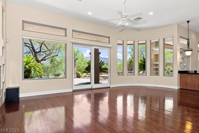 6 Old Marsh Court, Henderson, NV 89052