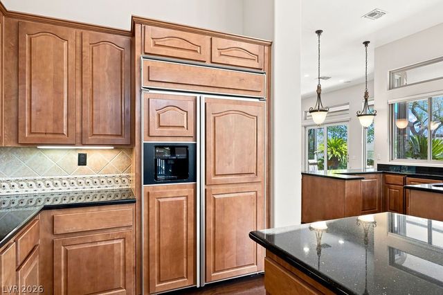 6 Old Marsh Court, Henderson, NV 89052