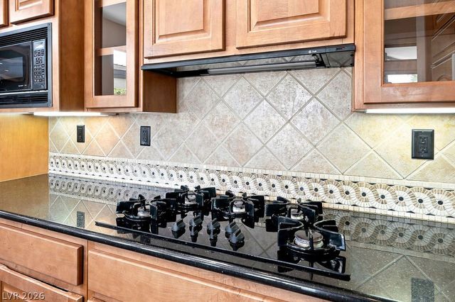 6 Old Marsh Court, Henderson, NV 89052