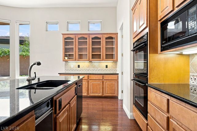 6 Old Marsh Court, Henderson, NV 89052