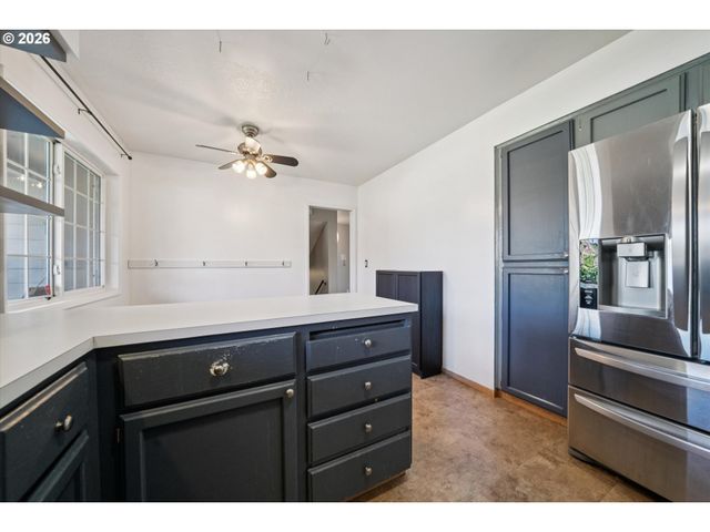 1212 Ne 175TH Ave, Portland, OR 97230