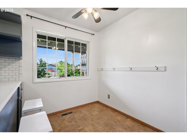 1212 Ne 175TH Ave, Portland, OR 97230
