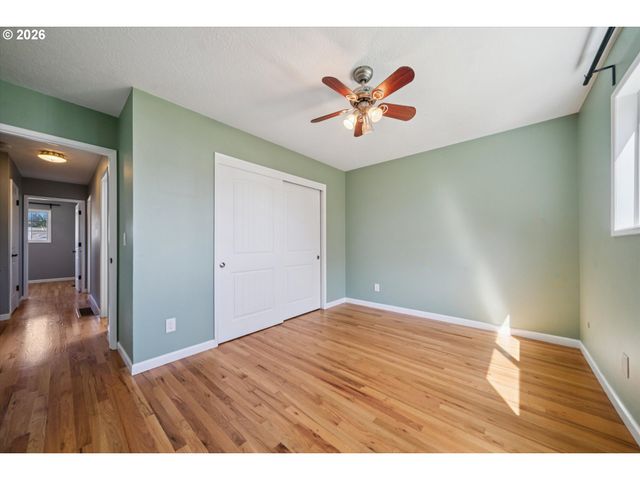 1212 Ne 175TH Ave, Portland, OR 97230