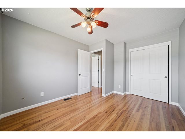 1212 Ne 175TH Ave, Portland, OR 97230