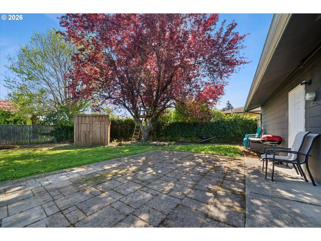 1212 Ne 175TH Ave, Portland, OR 97230