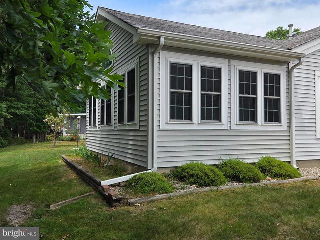 9 DOVE TREE CT, Barnegat, NJ 08005