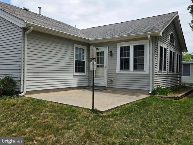 9 DOVE TREE CT, Barnegat, NJ 08005