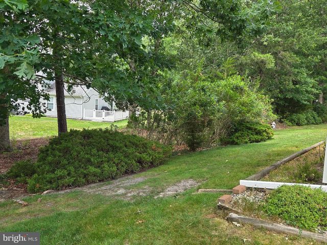 9 DOVE TREE CT, Barnegat, NJ 08005