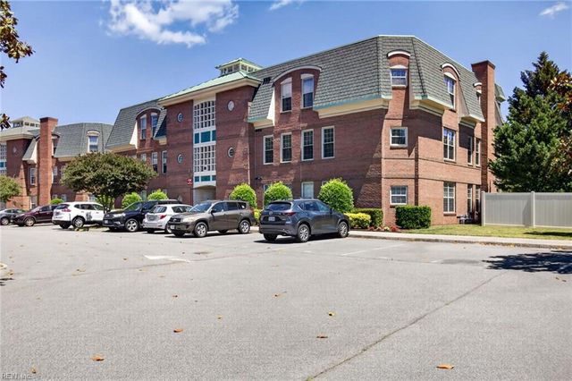 308 Riveranne Ct Apt 314, Virginia Beach, VA 23462