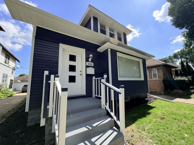 3024 N 44th STREET, Milwaukee, WI 53210