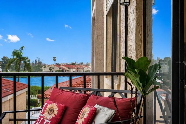 6158 PALMA DEL MAR BOULEVARD S 305, St Petersburg, FL 33715