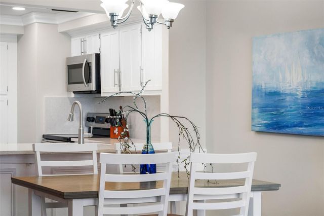 6158 PALMA DEL MAR BOULEVARD S 305, St Petersburg, FL 33715