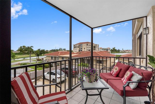 6158 PALMA DEL MAR BOULEVARD S 305, St Petersburg, FL 33715