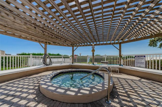 6158 PALMA DEL MAR BOULEVARD S 305, St Petersburg, FL 33715