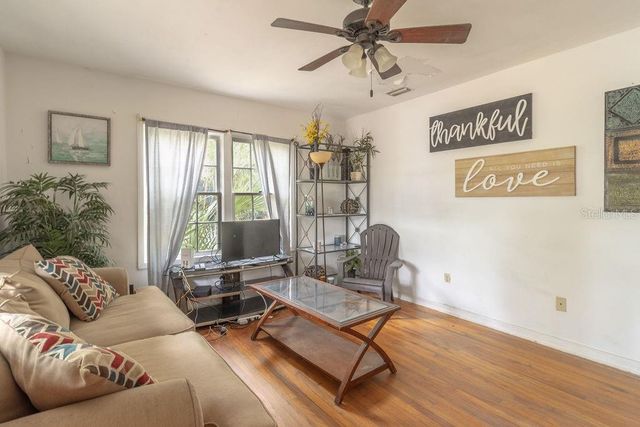 1119 NW 25TH AVENUE, Gainesville, FL 32609