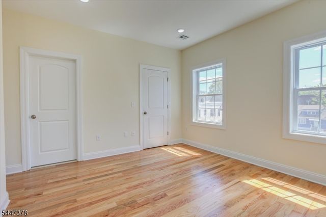 68 Lindsley Ave, Newark City, NJ 07106