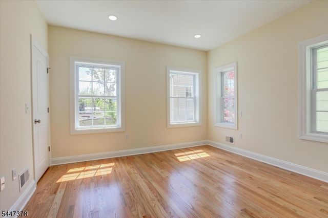 68 Lindsley Ave, Newark City, NJ 07106