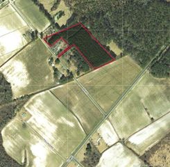 Bear Lane, Lumberton, NC 28360