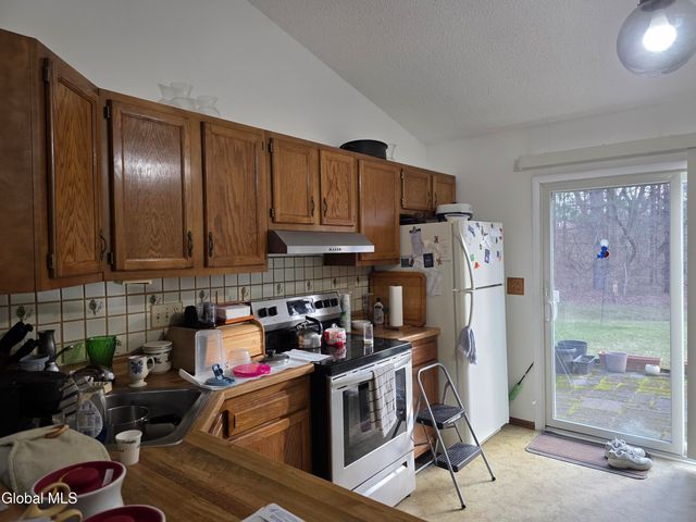 509 Townwood Drive, Guilderland, NY 12203